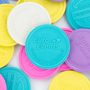 Recycle munten, gemaakt uit gerecycled plastic